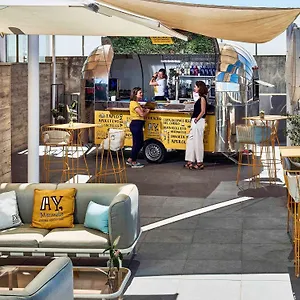 Novotel מלון